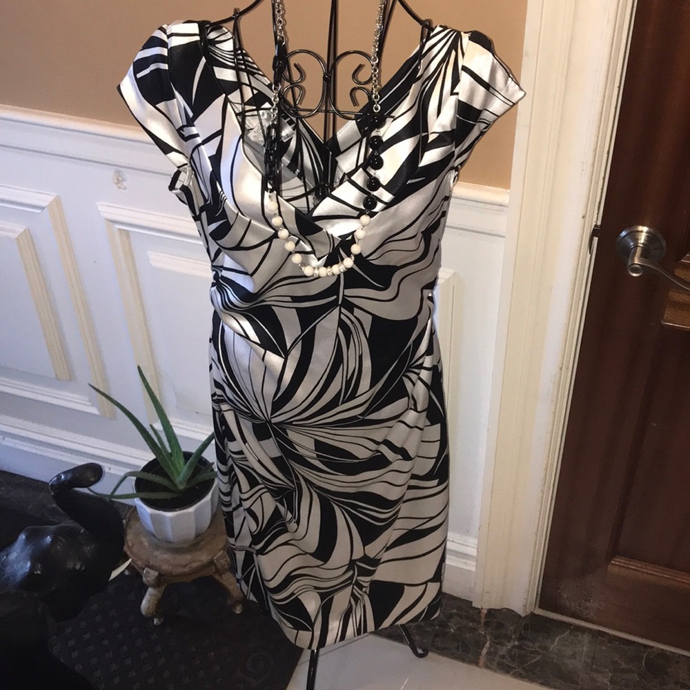 Nice Curves Dress